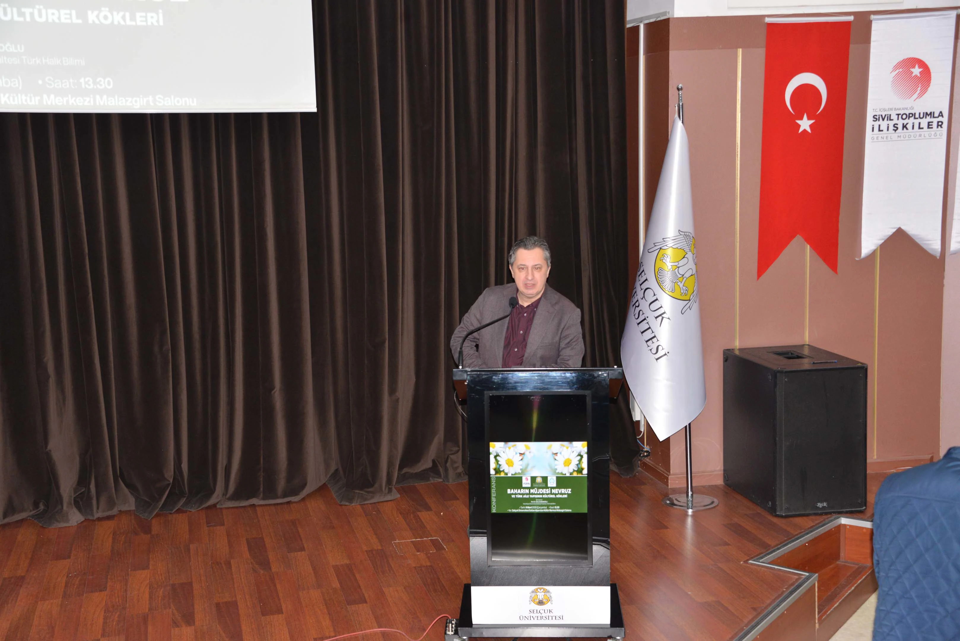 Selçuk Üniversitesi’nde Baharın Müjdesi Nevruz ve Türk Aile Yapısının Kültürel Kökleri’ Konferansı Düzenlendi